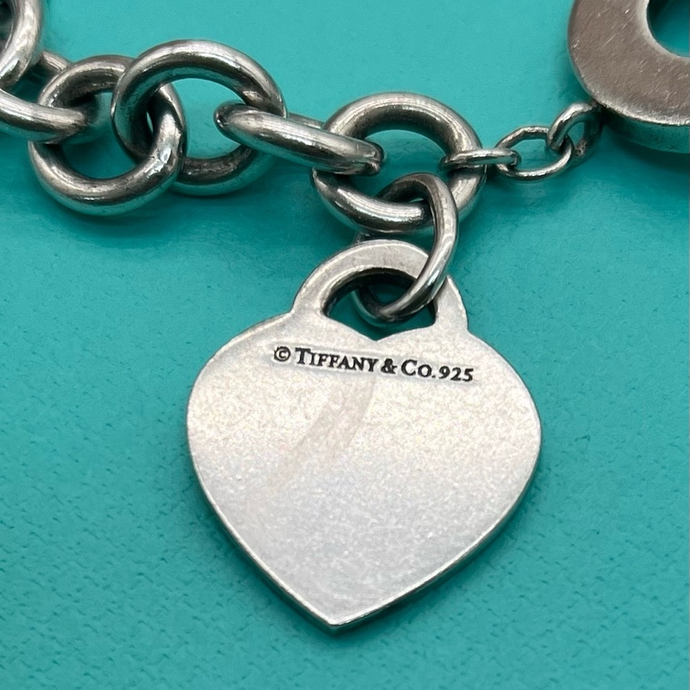 🔴Authentic Tiffany & Co. Silver Return to Tiffany Heart charm Toggle Bracelet🔴 - Picture 5 of 8